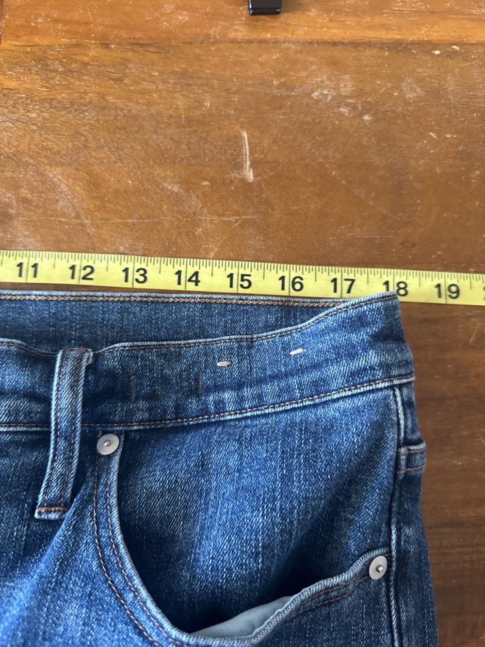 Madewell Mid-rise Kick Out Women's Boot Cut Jeans in Classic Blue Denim 31 - Picture 4 of 10